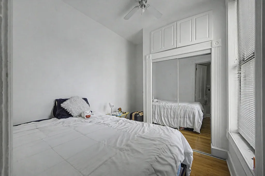 700 South Oakley Boulevard Chicago IL 60612