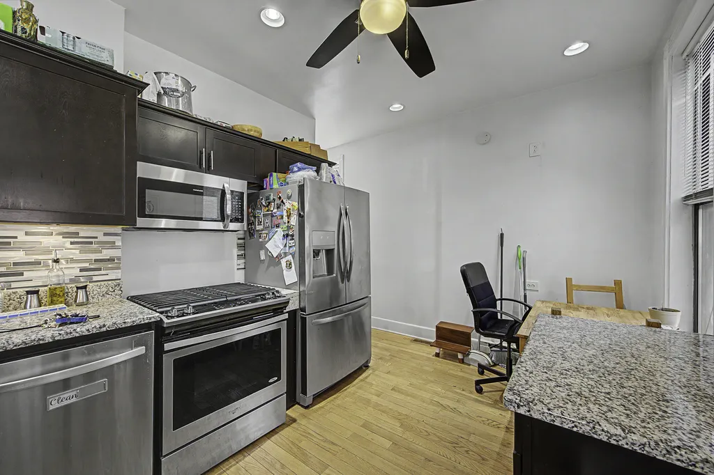 700 South Oakley Boulevard Chicago IL 60612