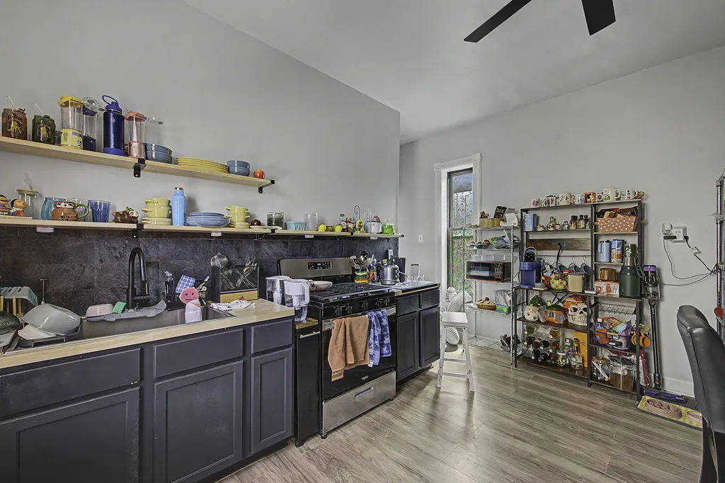 700 South Oakley Boulevard Chicago IL 60612