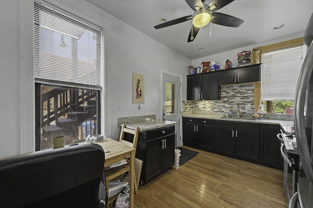 700 South Oakley Boulevard Chicago IL 60612