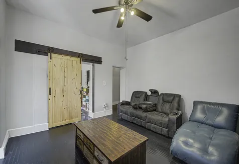 700 South Oakley Boulevard Chicago IL 60612