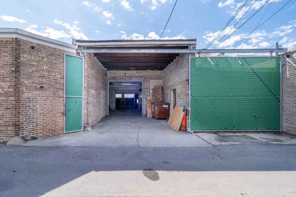 4730 West Armitage Avenue W Chicago IL 60639