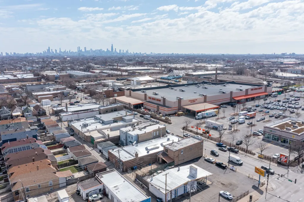 4730 West Armitage Avenue W Chicago IL 60639