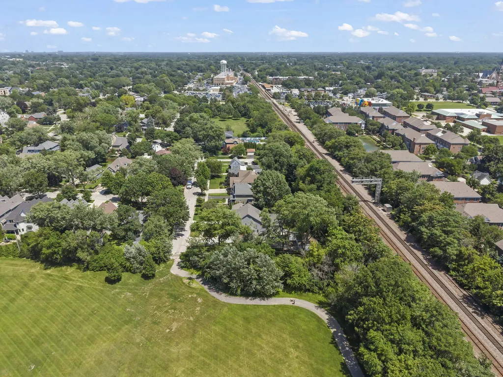 316 West 5th Avenue Naperville IL 60563