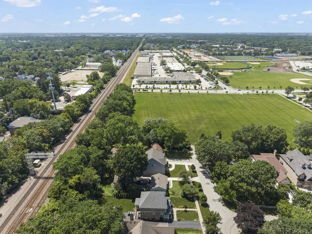 316 West 5th Avenue Naperville IL 60563