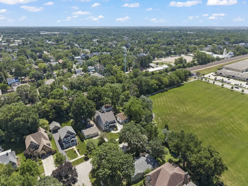 316 West 5th Avenue Naperville IL 60563