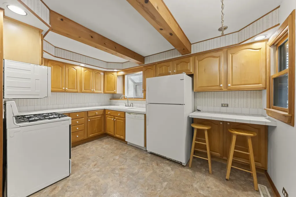 316 West 5th Avenue Naperville IL 60563