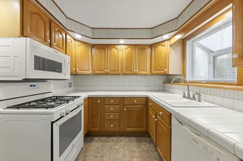 316 West 5th Avenue Naperville IL 60563