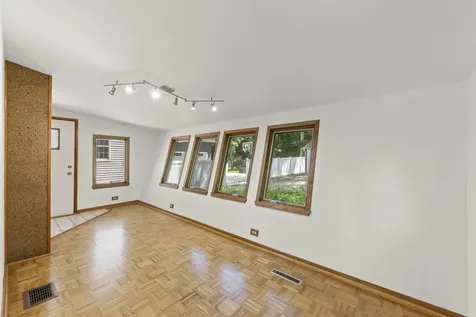 316 West 5th Avenue Naperville IL 60563