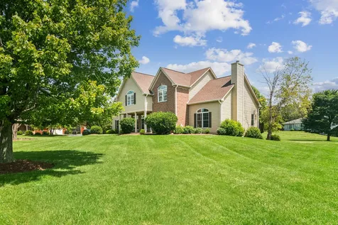 175 Clover Hill Lane North Barrington IL 60010