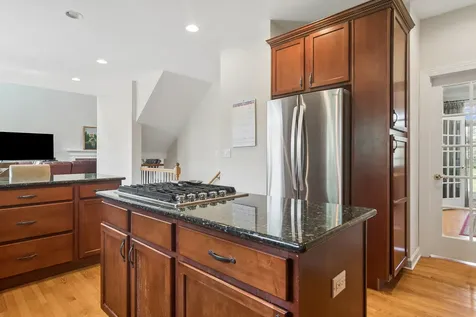 175 Clover Hill Lane North Barrington IL 60010
