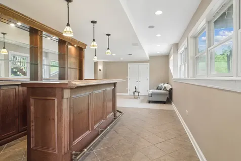 175 Clover Hill Lane North Barrington IL 60010