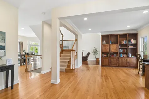 175 Clover Hill Lane North Barrington IL 60010