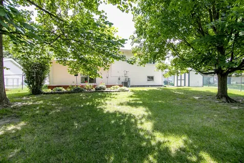 52 Emery Drive Bourbonnais IL 60914