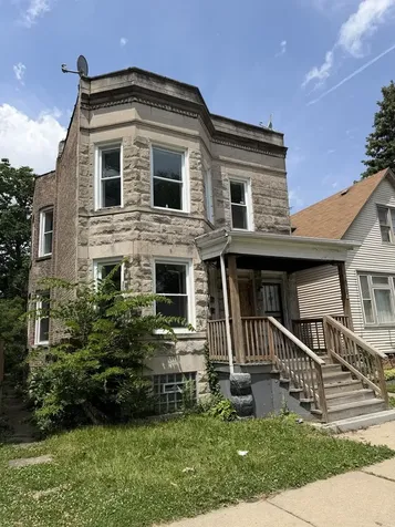 10712 South Wabash Avenue Chicago IL 60628