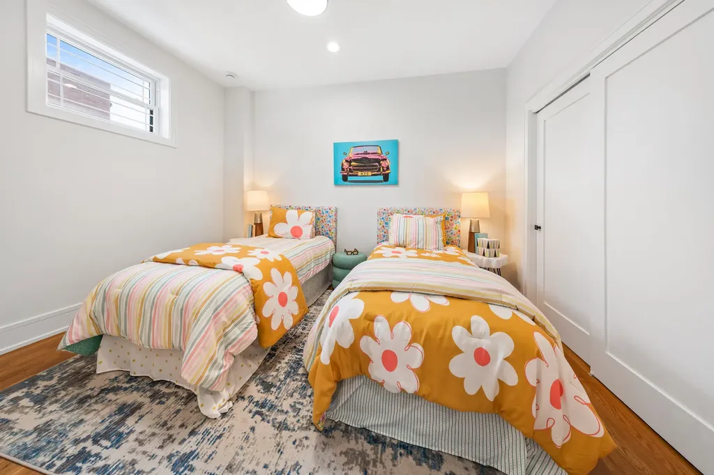 3414 North Hamilton Avenue Chicago IL 60618