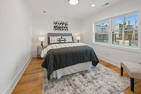 3414 North Hamilton Avenue Chicago IL 60618