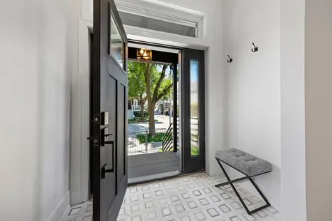 3414 North Hamilton Avenue Chicago IL 60618