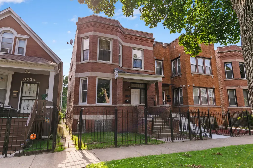 6732 South Michigan Avenue Chicago IL 60637