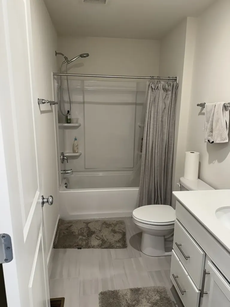6211 Sandbelt Drive Lisle IL 60532