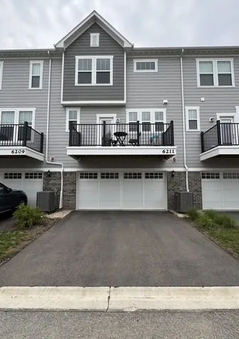 6211 Sandbelt Drive Lisle IL 60532