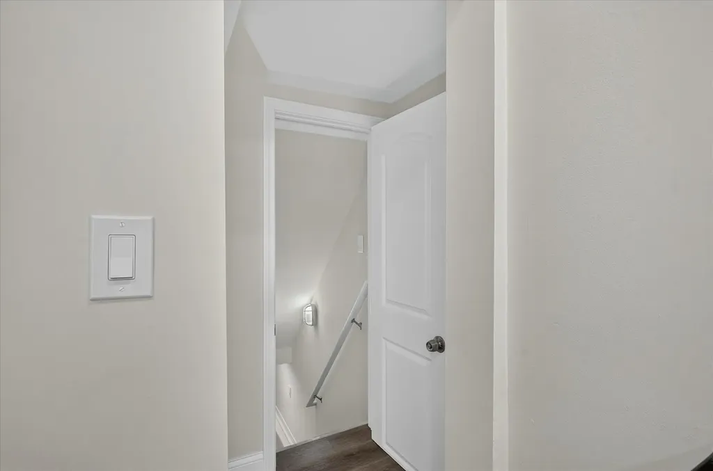 543 North Leclaire Avenue Chicago IL 60644