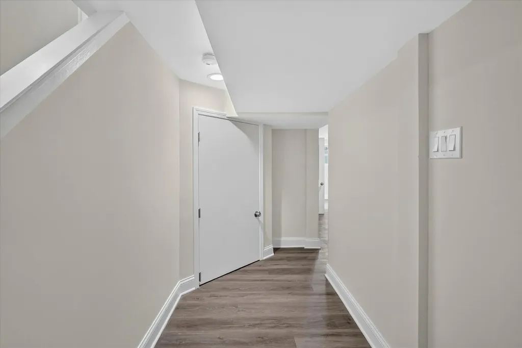 543 North Leclaire Avenue Chicago IL 60644