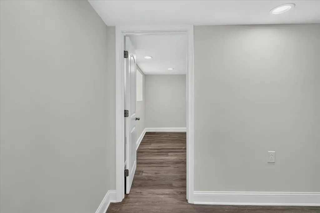 543 North Leclaire Avenue Chicago IL 60644