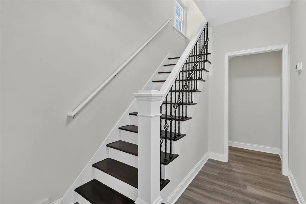 543 North Leclaire Avenue Chicago IL 60644