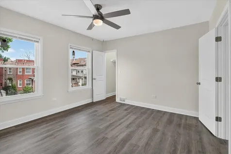 543 North Leclaire Avenue Chicago IL 60644