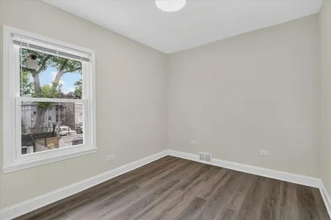 543 North Leclaire Avenue Chicago IL 60644