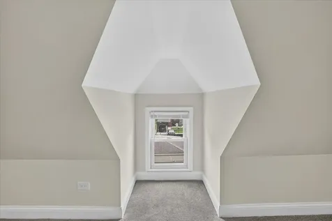 543 North Leclaire Avenue Chicago IL 60644