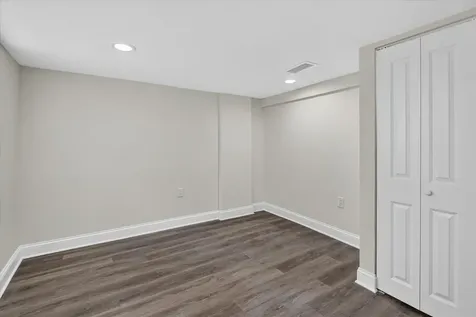 543 North Leclaire Avenue Chicago IL 60644