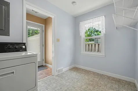 718 Dover Place Champaign IL 61820