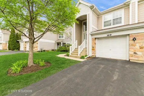 169 Concord Lane Carol Stream IL 60188