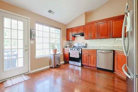 169 Concord Lane Carol Stream IL 60188