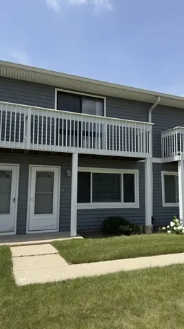 17335 West Maple Lane Gurnee IL 60031