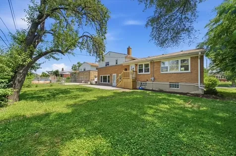 1640 Channing Court Melrose Park IL 60160