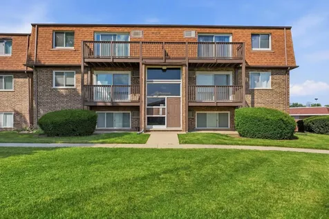101 Boardwalk Street Elk Grove Village IL 60007