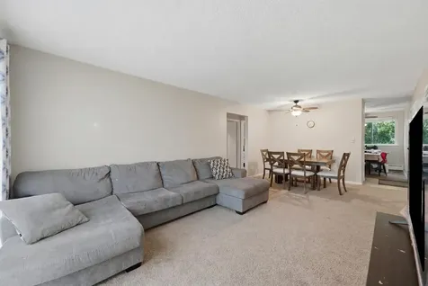 101 Boardwalk Street Elk Grove Village IL 60007
