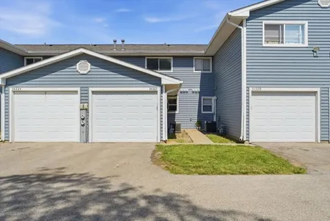 34322 North Birch Lane Gurnee IL 60031