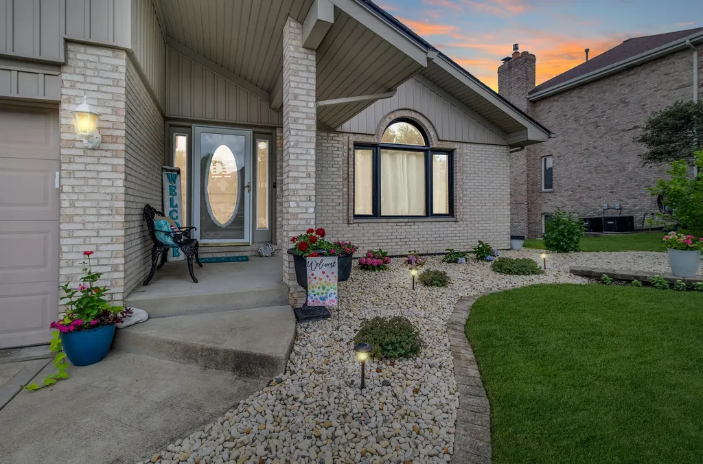 17543 Dolorosa Drive Orland Park IL 60467