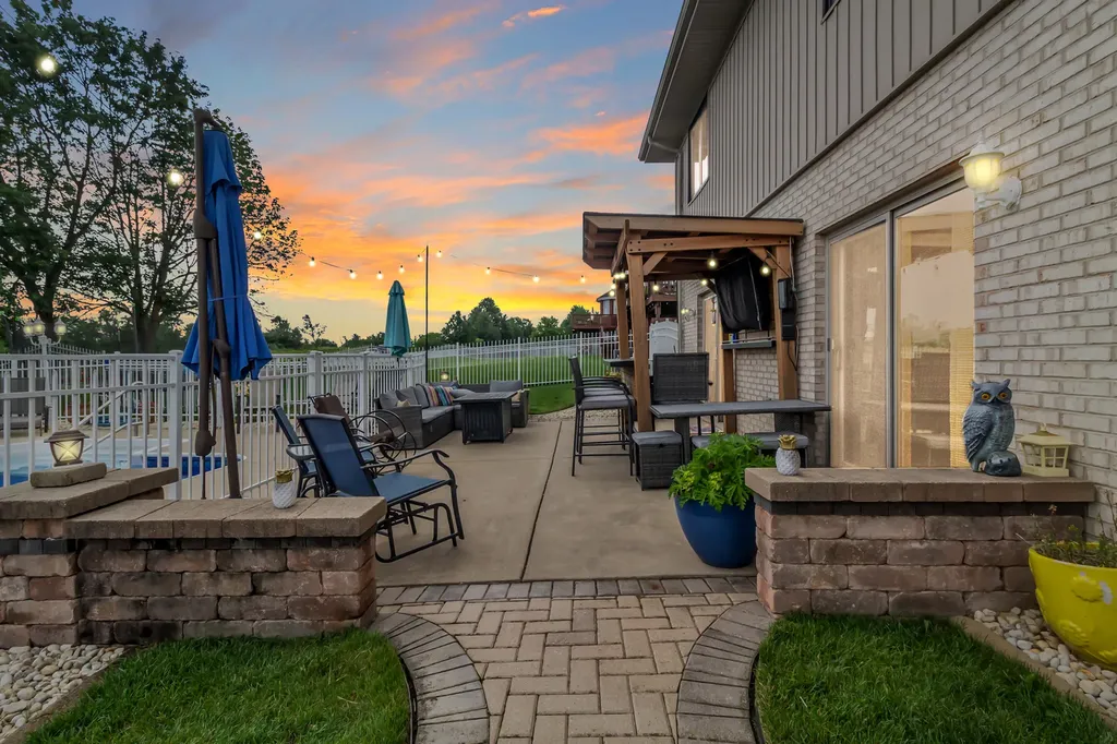 17543 Dolorosa Drive Orland Park IL 60467
