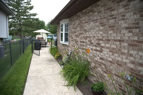 14230 Keeler Avenue Crestwood IL 60418