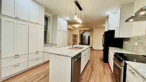 6128 South Kenwood Avenue Chicago IL 60637