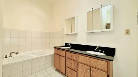 6128 South Kenwood Avenue Chicago IL 60637