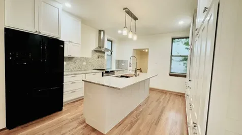 6128 South Kenwood Avenue Chicago IL 60637