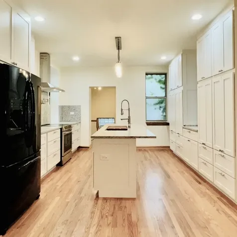 6128 South Kenwood Avenue Chicago IL 60637