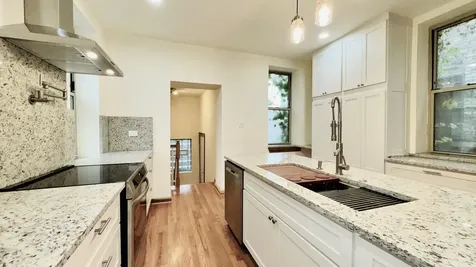 6128 South Kenwood Avenue Chicago IL 60637