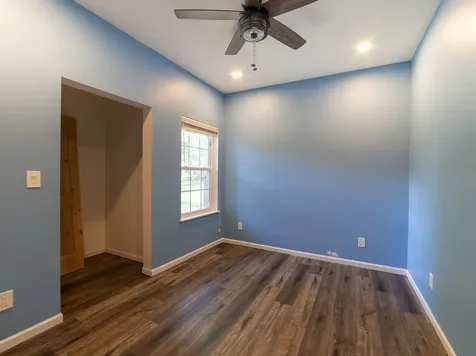 16 Grove Street Bristol IL 60512